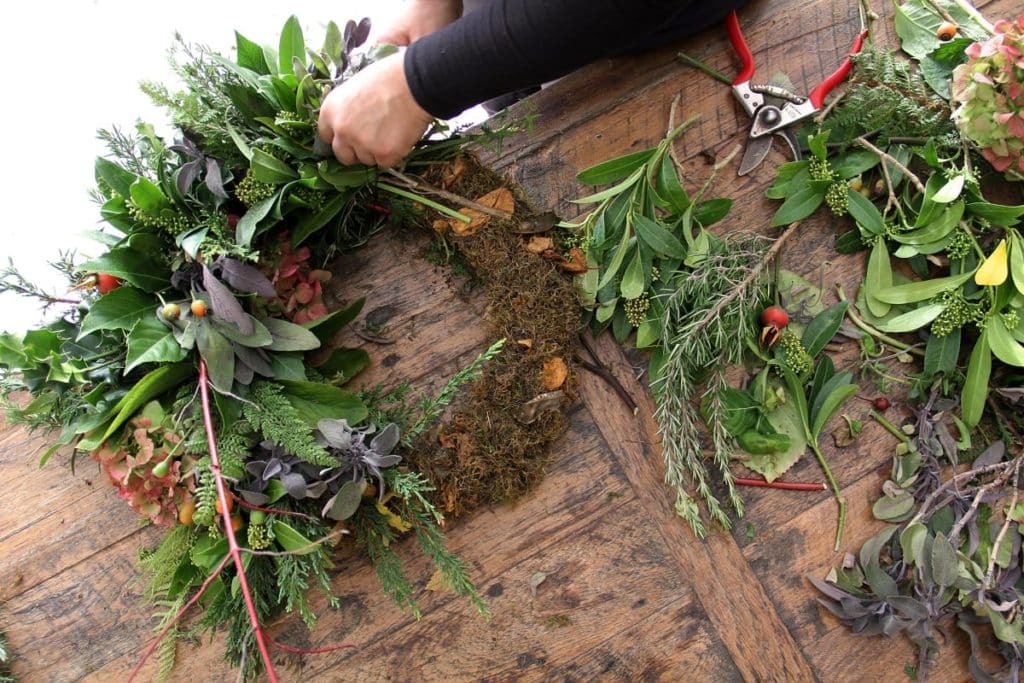 How to make a wreath | The Grove