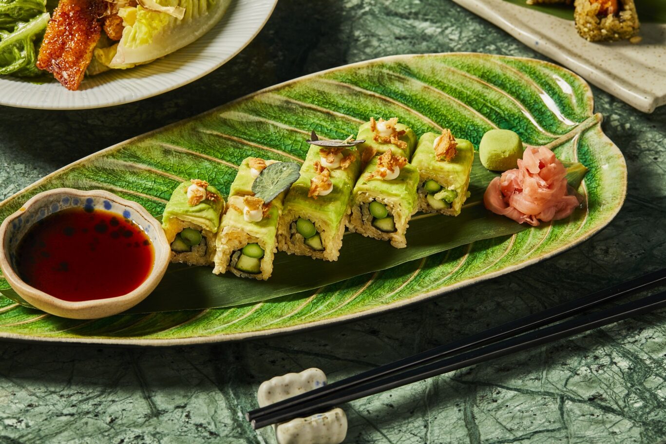 Dragon green roll sushi