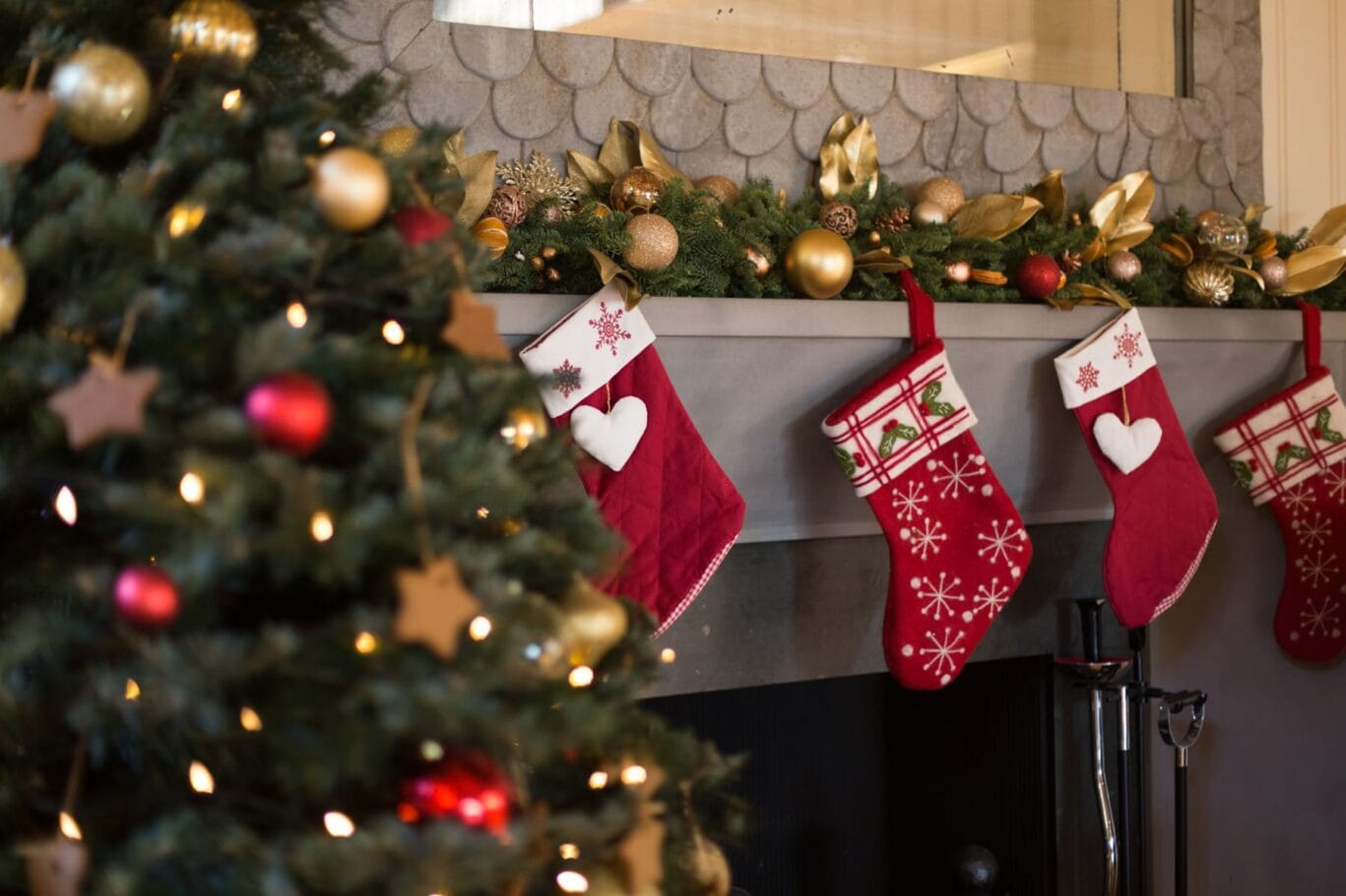 christmas decorations stockings at the fireplace