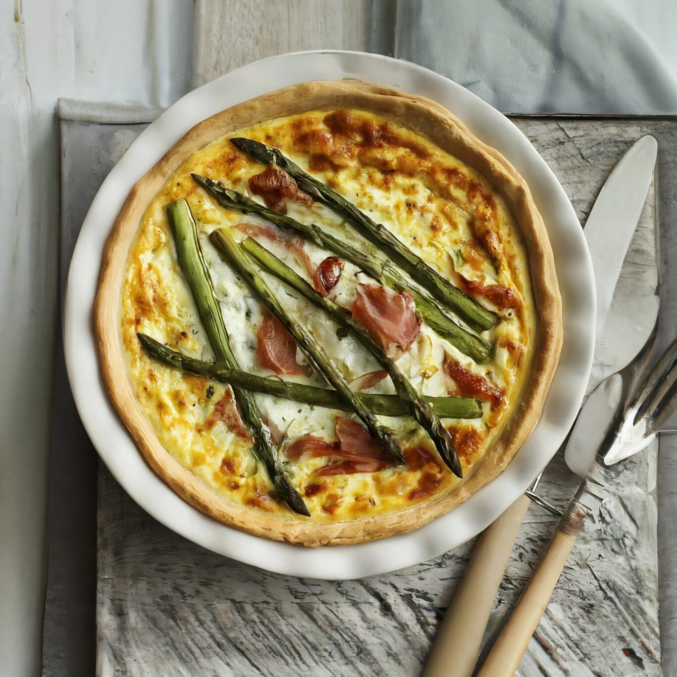 Goat's,Cheese,,Asparagus,And,Prosciutto,Quiche