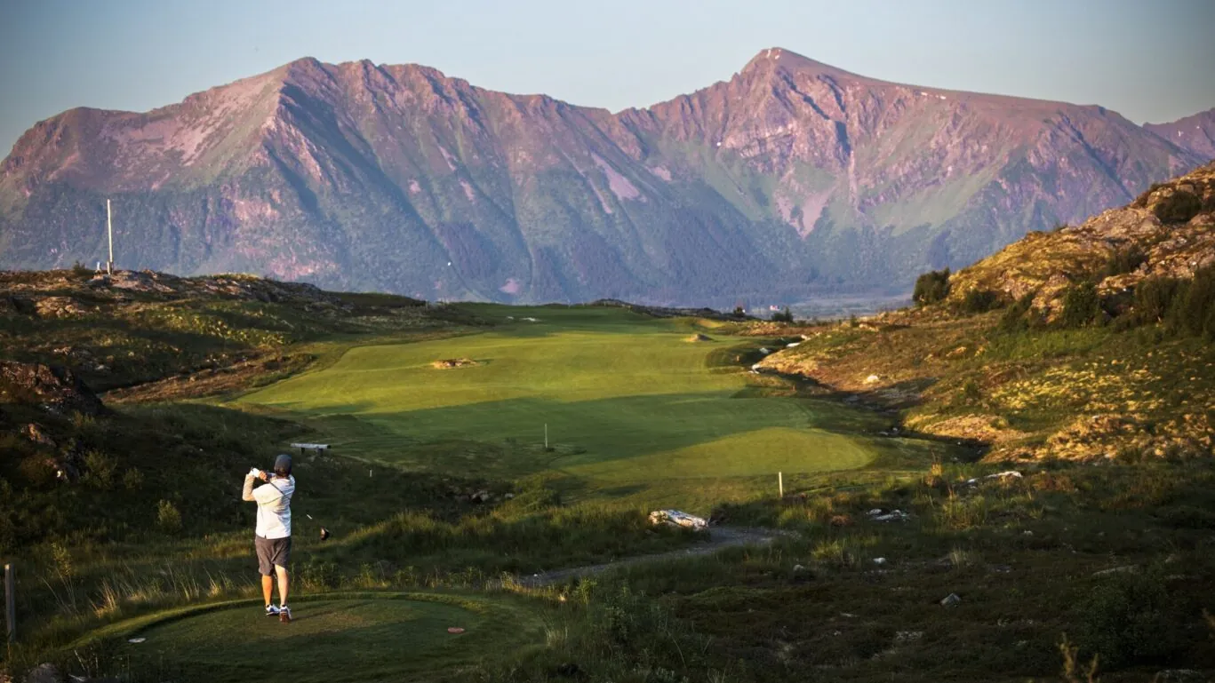 Lofoten Links