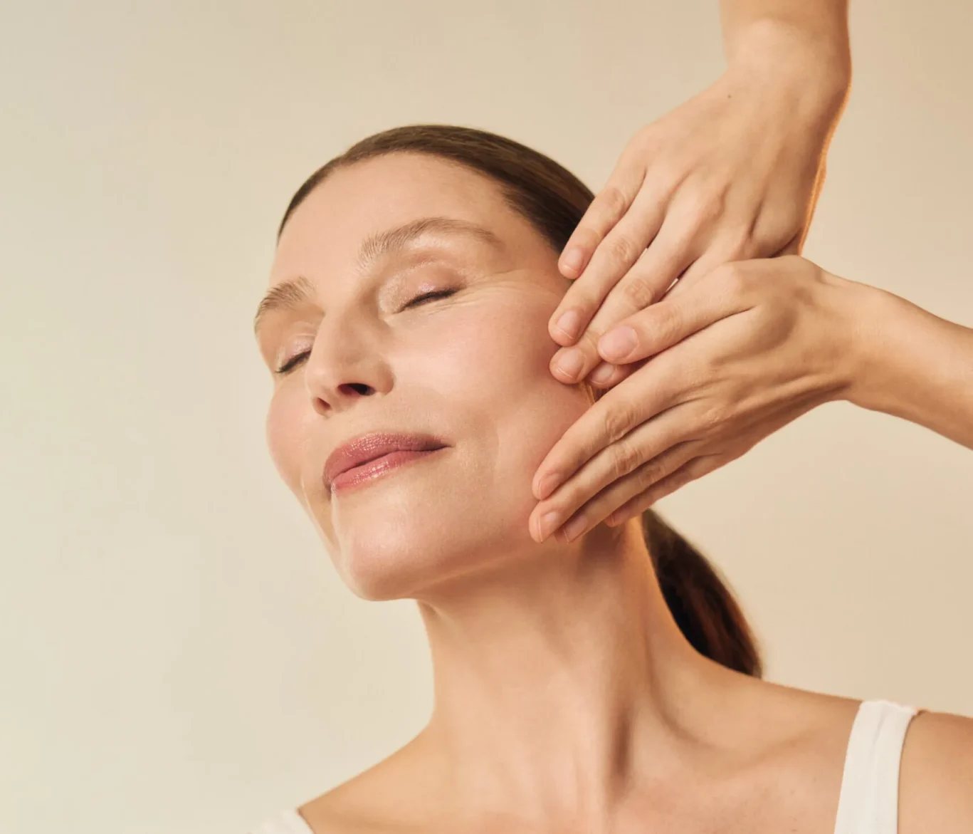 ESSENESSENTIAL-SHOCK-REVOLUTION