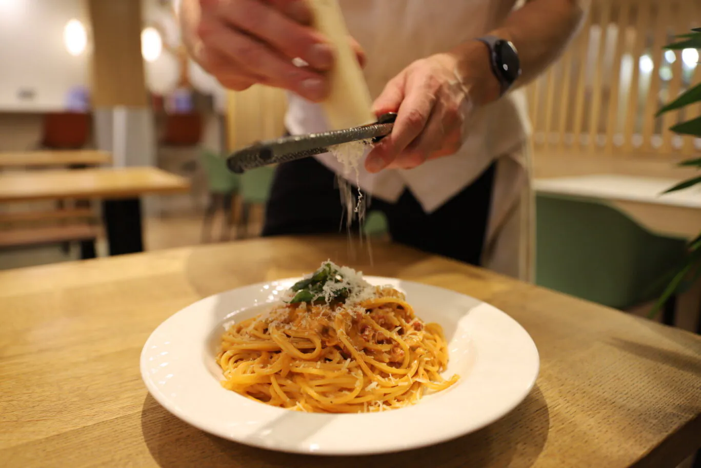 Tomato and mascapone spaghetti